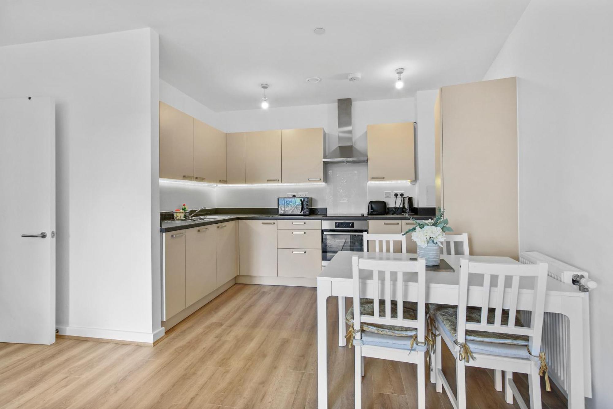 Centrally Located - Modern - 2Bed - 2Bath Apartment لندن المظهر الخارجي الصورة