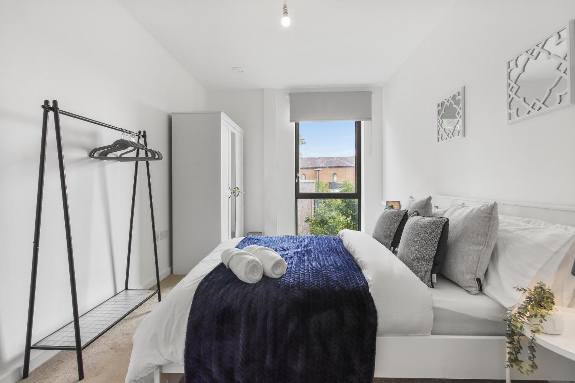 Centrally Located - Modern - 2Bed - 2Bath Apartment لندن المظهر الخارجي الصورة