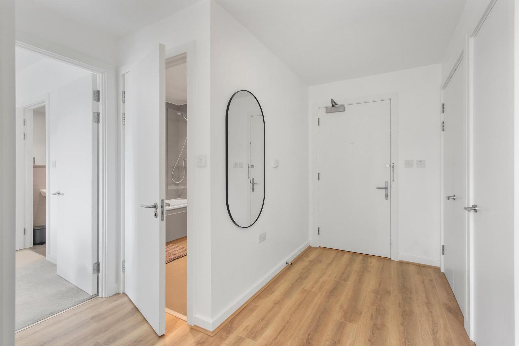 Centrally Located - Modern - 2Bed - 2Bath Apartment لندن المظهر الخارجي الصورة