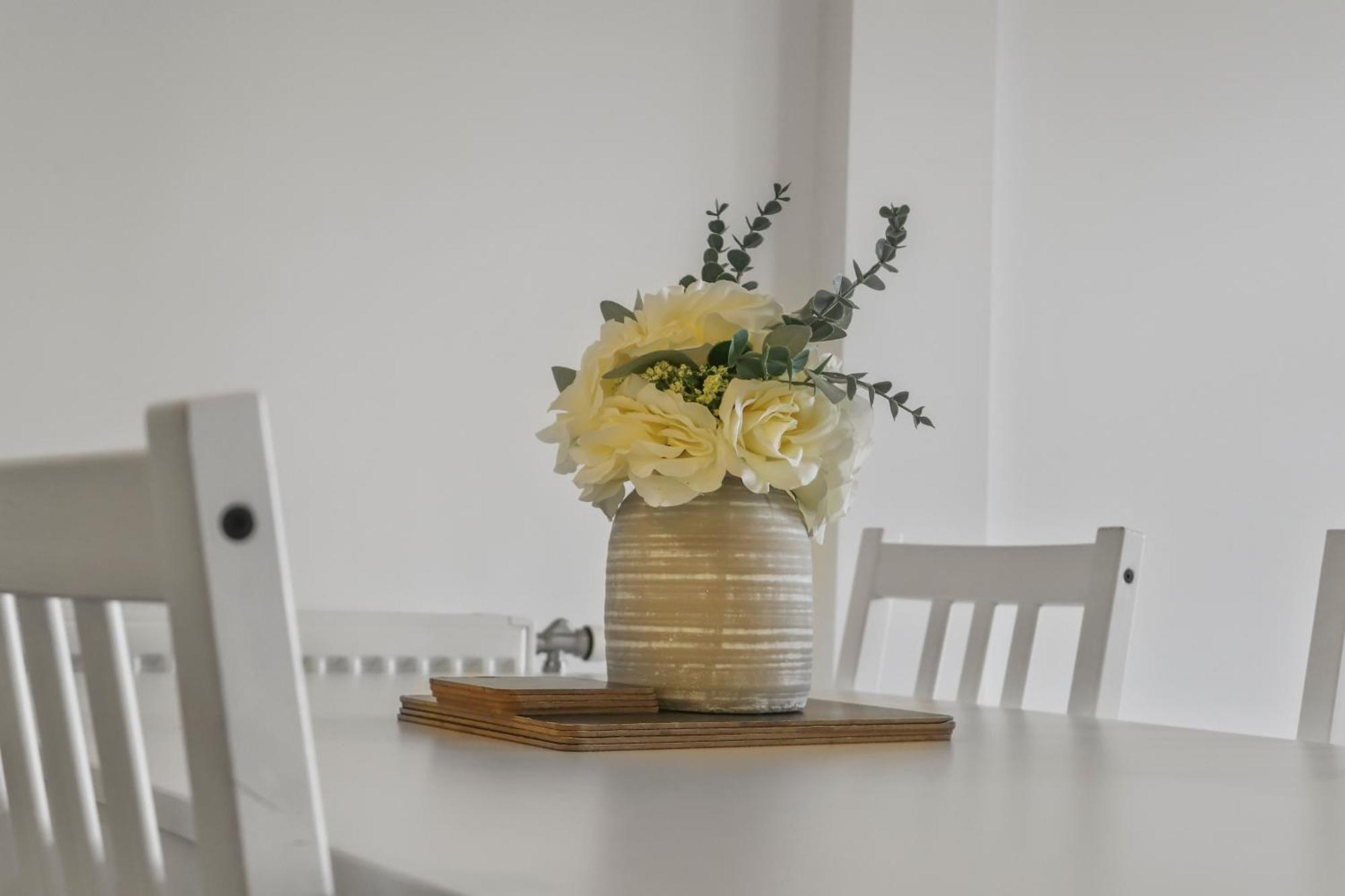 Centrally Located - Modern - 2Bed - 2Bath Apartment لندن المظهر الخارجي الصورة