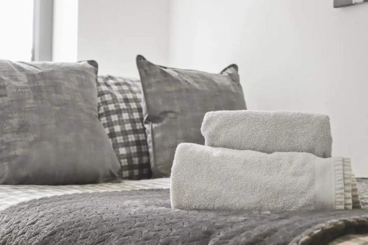 Centrally Located - Modern - 2Bed - 2Bath Apartment لندن المظهر الخارجي الصورة