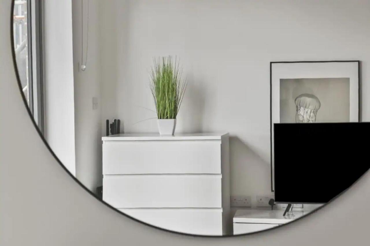 Centrally Located - Modern - 2Bed - 2Bath Apartment لندن المظهر الخارجي الصورة