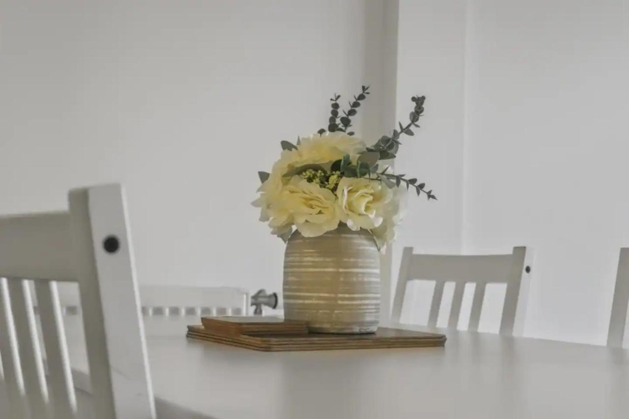 Centrally Located - Modern - 2Bed - 2Bath Apartment لندن المظهر الخارجي الصورة